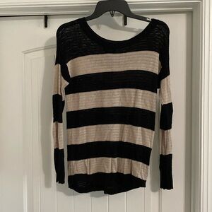 AB studio sweater size S